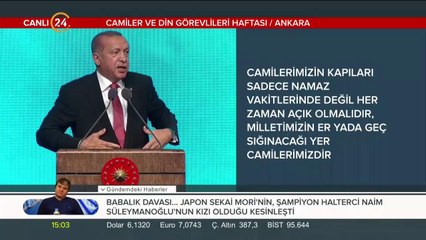 Din görevlileri Külliye'de