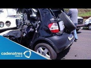 Mujer pierde la vida en impresionante accidente automovilístico/ Accidentes de autos