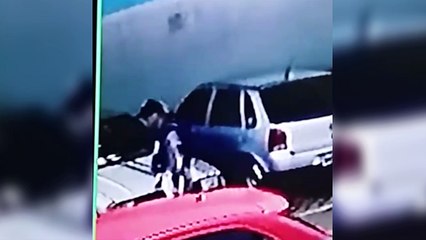 Criminoso é flagrado furtando veículo no Pacaembu