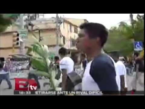 Continúan movilizaciones de normalistas en Guerrero / Nacional