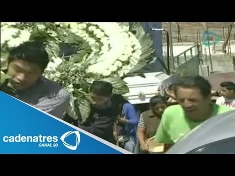 Dan último adiós a menor fallecido en el accidente de la carretera Naucalpan-Toluca
