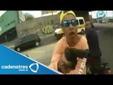 Motociclista brasileño graba el instante que es atracado a punta de pistola
