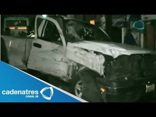 Aparatoso accidente entre camioneta que impacta con trolebús