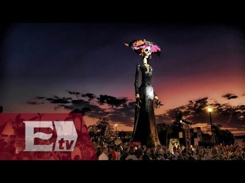 Desfile de calaveras Aguascalientes/ Excélsior en la media Alejandro Ocaña