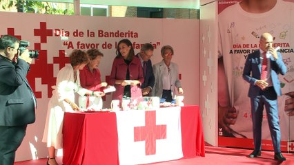 La Reina Letizia y Doña Sofía celebran el 'Día de la Banderita'