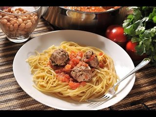 Spaghetti con albóndigas vegetarianas
