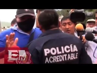 Se enfrentan policías y maestros de Guerrero / Pascal Beltrán