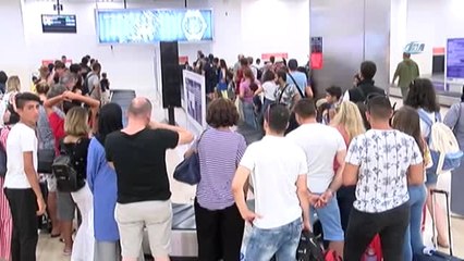 Atatürk Havalimanı'nda PKK'ya Mali Destek Sağladığı İddia Edilen İş Adamına Operasyon