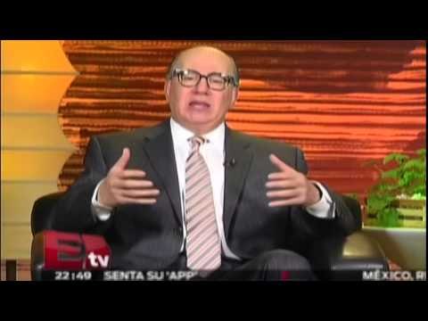 EPN recibe a los padres de familia de los estudiantes de Ayotzinapa / Un día con Ángel