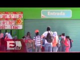 Normalistas cercan instalaciones de centros comerciales de Chilpancingo / Excélsior Informa