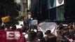 Protesta frente a la PGR por desaparecidos de Ayotzinapa / Excélsior Informa