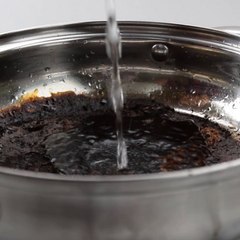 The Easiest Way to Save a Scorching Pan without Scrubbing