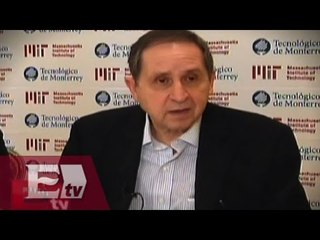 Mexicanos recibirán apoyo para estudiar en el extranjero / Vianey Esquinca