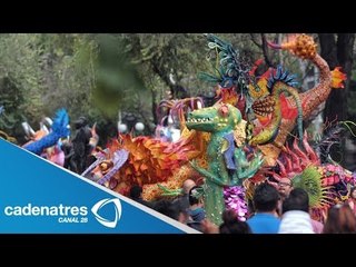 Alebrijes desfilan por las calles del Distrito Federal para cautivar a los capitalinos
