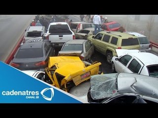 Camión de carga provoca carambola y deja a dos personas graves (Imágenes)