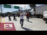 Bloquean la Autopista del Sol por Normalistas de Ayotzinapa / Excélsior Informa