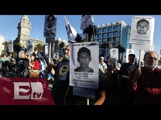 Uruguay clama la aparición de normalistas de Ayotzinapa / Titulares de la tarde