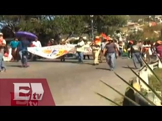 Chilpancingo se suma a la marcha por Ayotzinapa / Martín Espinosa