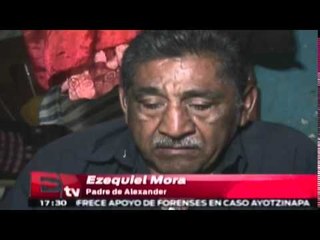 Colocan ofrenda en honor a Alexander Mora / Excélsior Informa