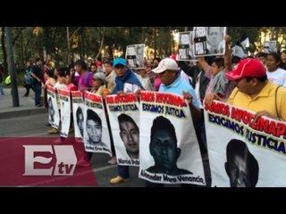 Marcha por el caso Ayotzinapa llega al Ángel / #1DMX