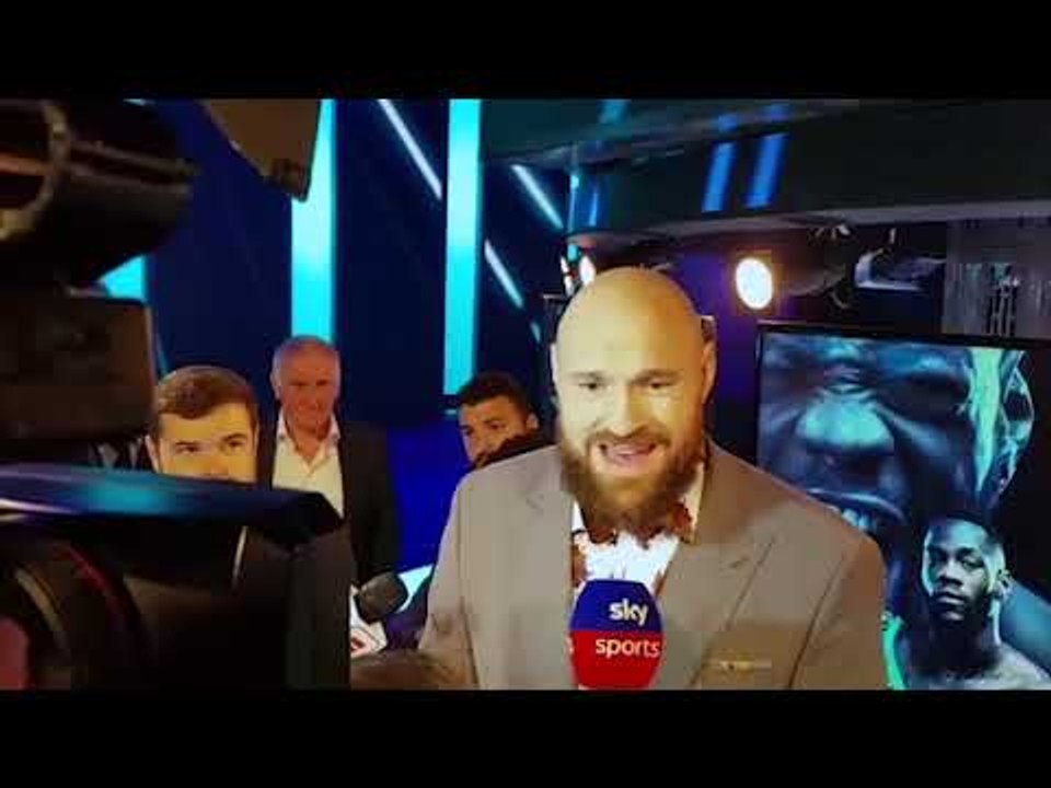 Tyson Fury SINGS TENNESSEE WHISKEY by Chris Stapleton at Deontay Wilder presser