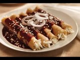 ¿Cómo hacer flautas de mole? / Enchiladas de mole