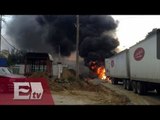 Se enfrentan maestros de la CNTE y transportistas; queman camiones / Paola Virrueta
