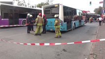 Kadıköy'de Yolda Çökme Otobüs Mahsur Kaldı