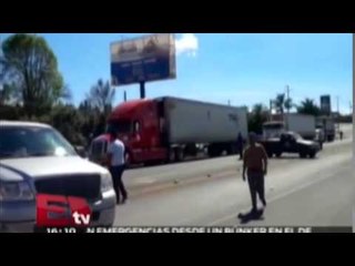 En la Ruana bloquean caminos /Todo México