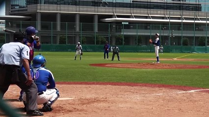 決勝戦、スクイズのサインで片手でホームラン打っちゃう奴がww