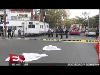 Microbusero atropella a dos mujeres en Gustavo A Madero / Vianey Esquinca