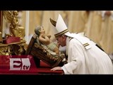 El papa Francisco celebra la Misa de Gallo/ Global