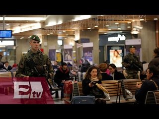 Policía francesa busca a tres sospechosos por ataque a semanario / Titulares de la tarde