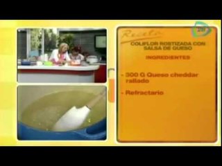 Coliflor rostizada con salsa de queso