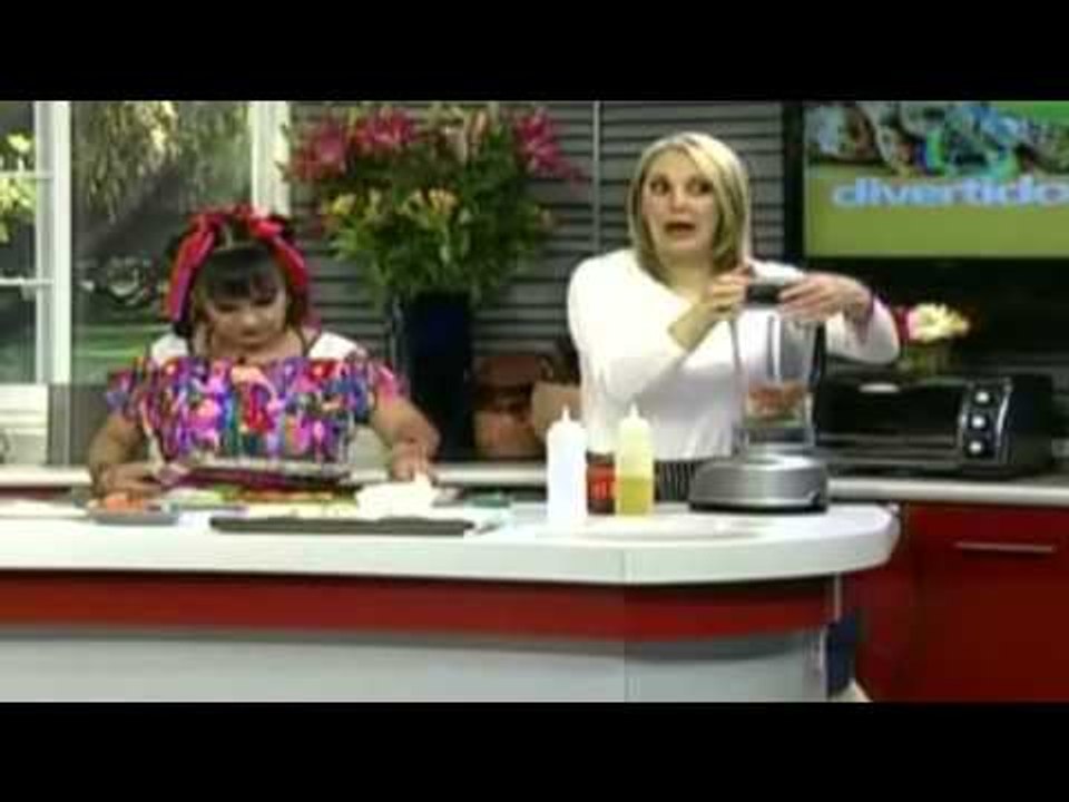 Ensalada caprese con berenjenas, tomate y vinagreta