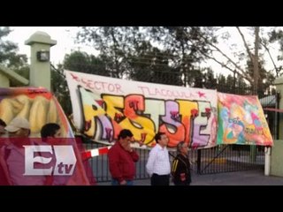 Maestros de Oaxaca realizan pintas en zona militar / Martín Espinosa
