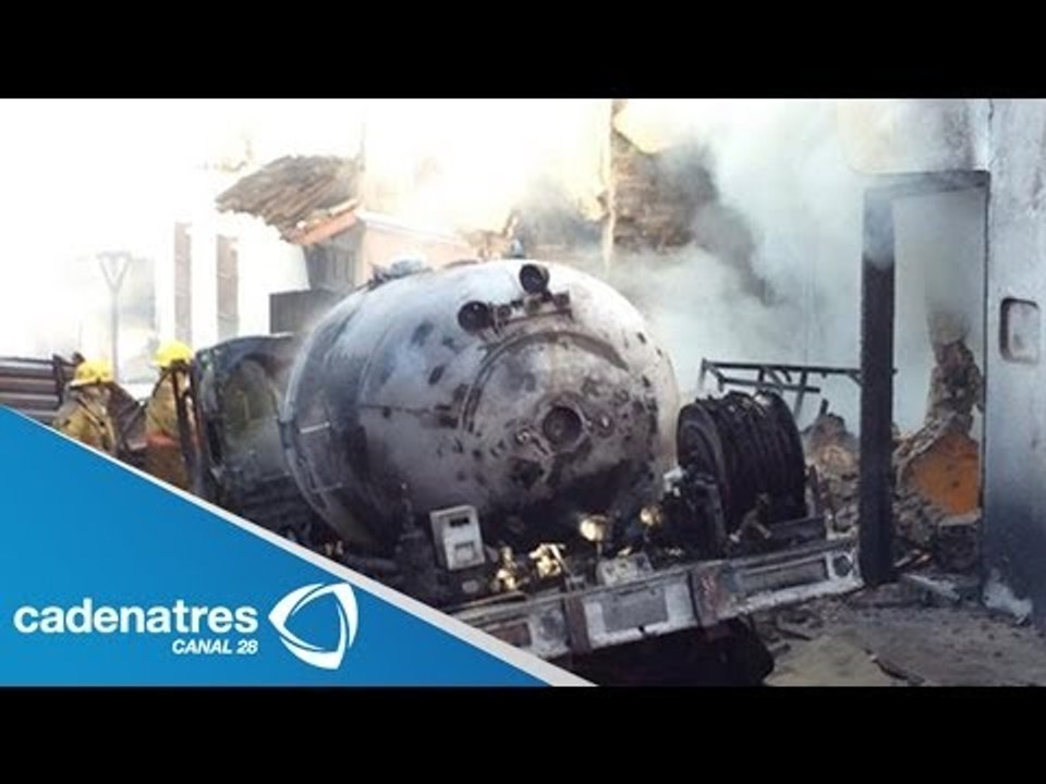Estalla pipa con más de 15 mil litros de Gas LP en Comitán