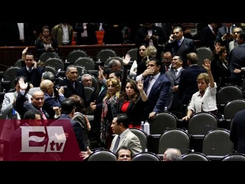 Comparecen funcionarios de Hacienda ante diputados / Excélsior