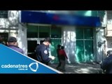 Con pistola en mano, hombres asaltan sucursal bancaria en el delegación Tlalpan