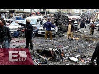 Atentado en mezquita deja decenas de muertos / Titulares de la tarde