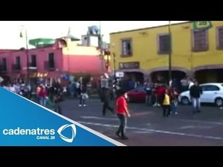 Pobladores de Xochimilco intentan linchar a chofer por atropellar a pareja de ancianos