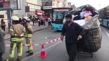 Dha İstanbul - Kadıköy'de Yolda Çökme Otobüs Mahsur Kaldı