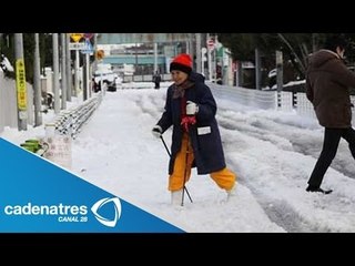 Download Video: Tokio vive la peor tormenta de nieve en 45 años (VIDEO)