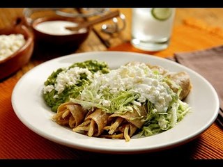 Descargar video: Receta de tacos dorados con Berenjena