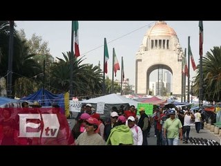 CNTE mantiene contingente en el Monumento a la Revolución / Martín Espinosa