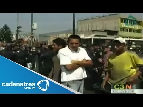 Chofer se salva de ser linchado por atropellar a una niña y a su abuela en Iztapalapa
