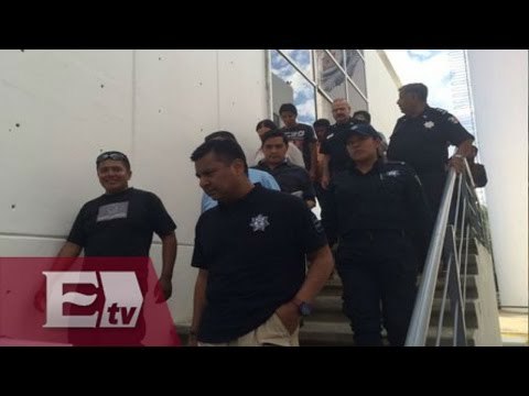 Policias de Oaxaca entregan instalaciones Vianey Esquinca