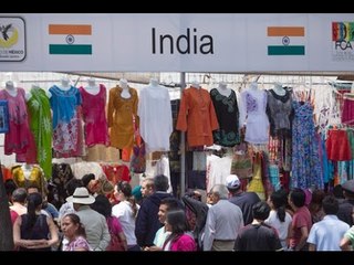 Feria de las Culturas Amigas con Wikichava