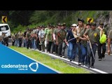 Policía comunitaria bloquea carretera de Guerrero; Quieren ser reconocidos como autodefensas