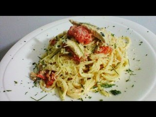 Pollo salteado con salsa de tomate y albahaca / Receta de salteado de pollo